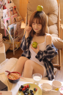 漂亮诱人的女邻居